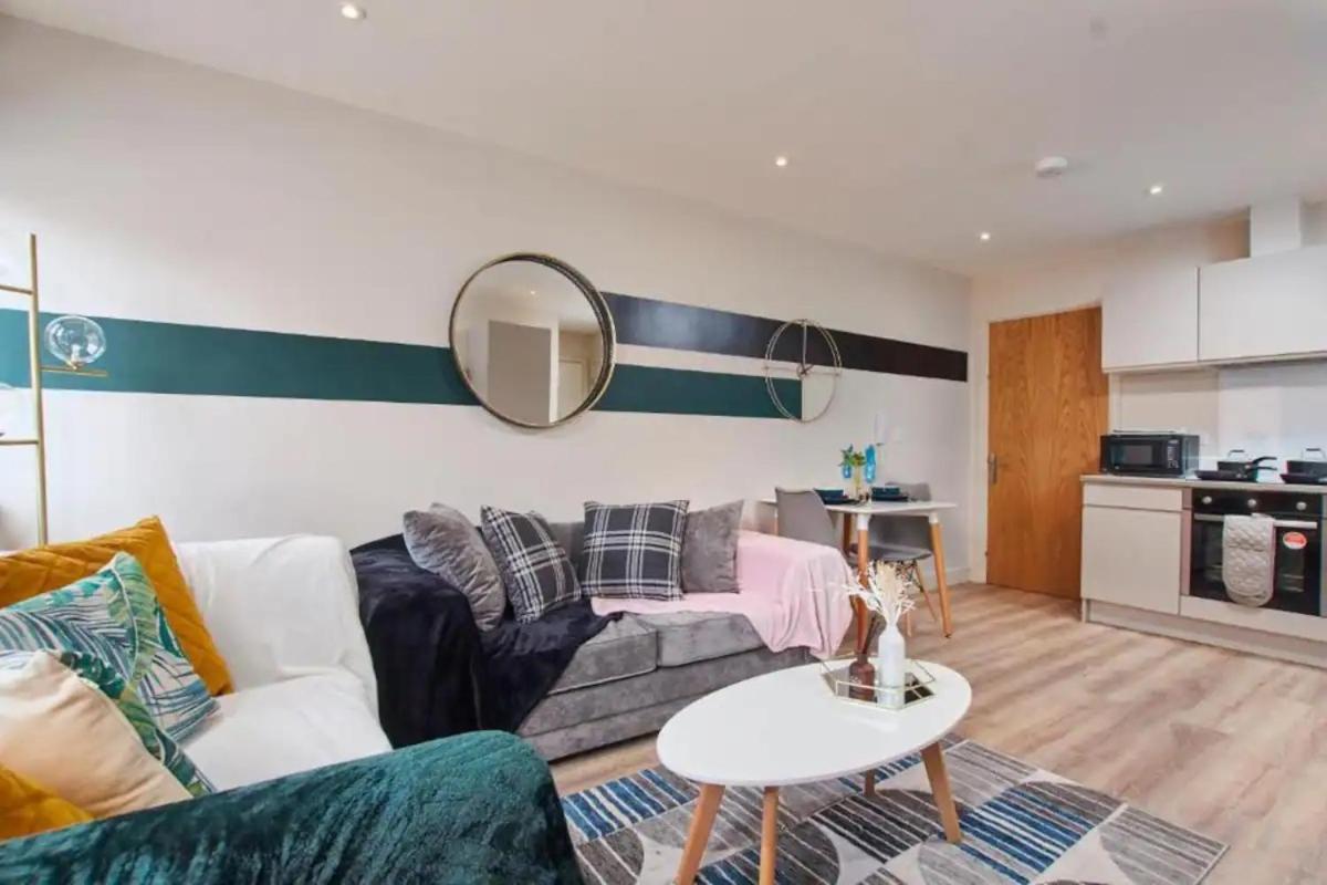 Beautiful 1 Bedroom Flat In Leeds - Sleeps 4 Leeds (West Yorkshire) Exterior photo